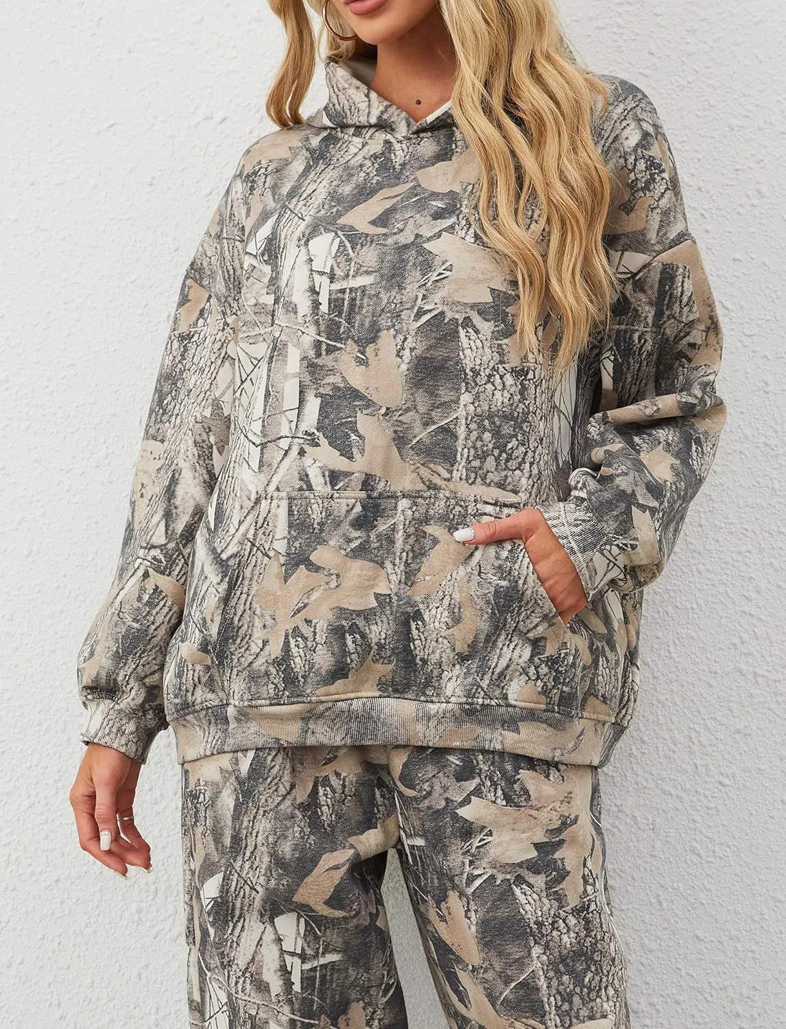 Camo Hoodie For Women Oversized Long Sleeve Drop Shoulder Fleece Hooded Sweatshirt Pullover With Pocket Outfits